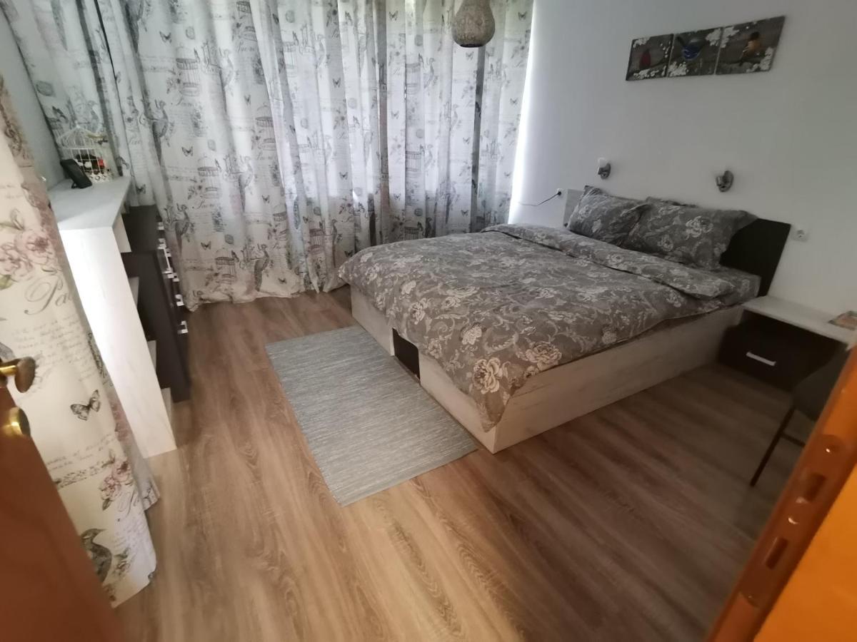 Къща За Гости "Марковски" Raduil Exteriör bild